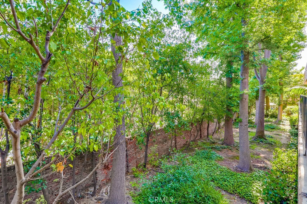 12330 Magnolia Boulevard 108