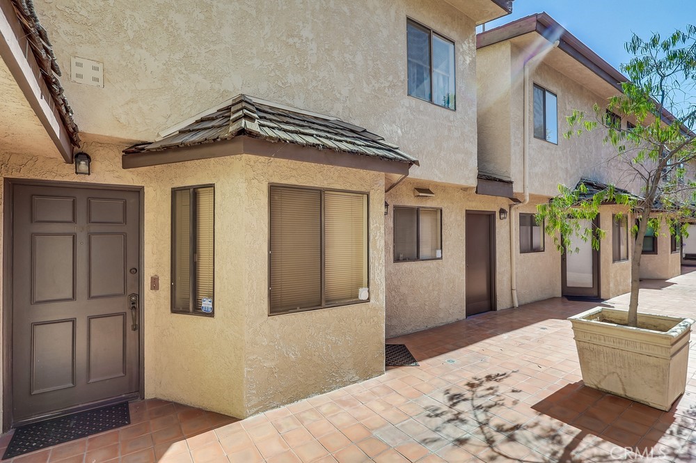 12330 Magnolia Boulevard 108