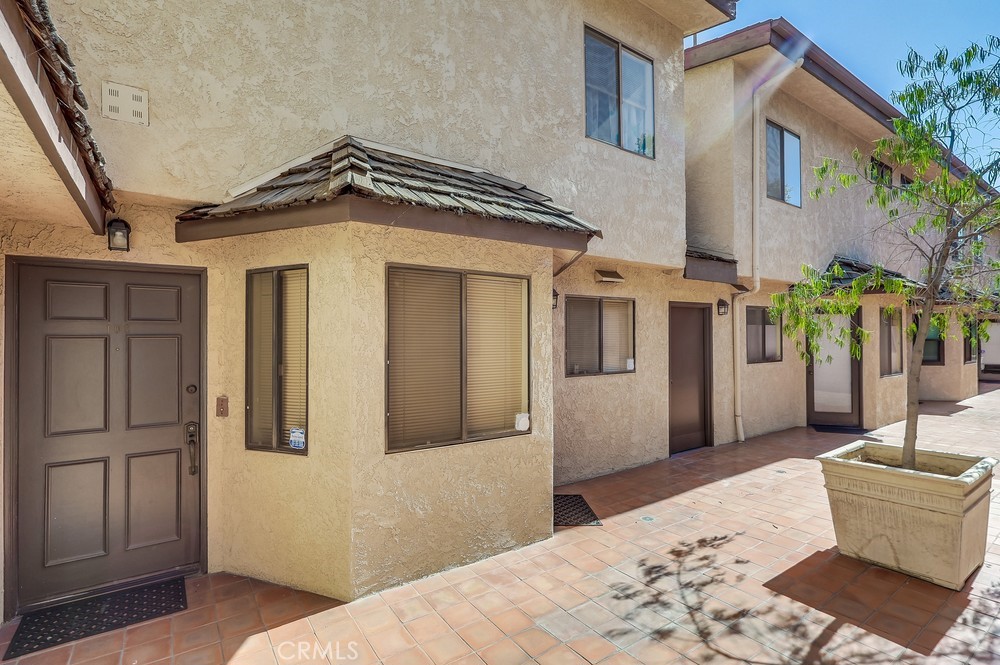 12330 Magnolia Boulevard 108