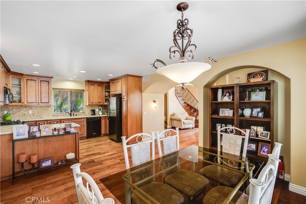 21460 Arapahoe Trail