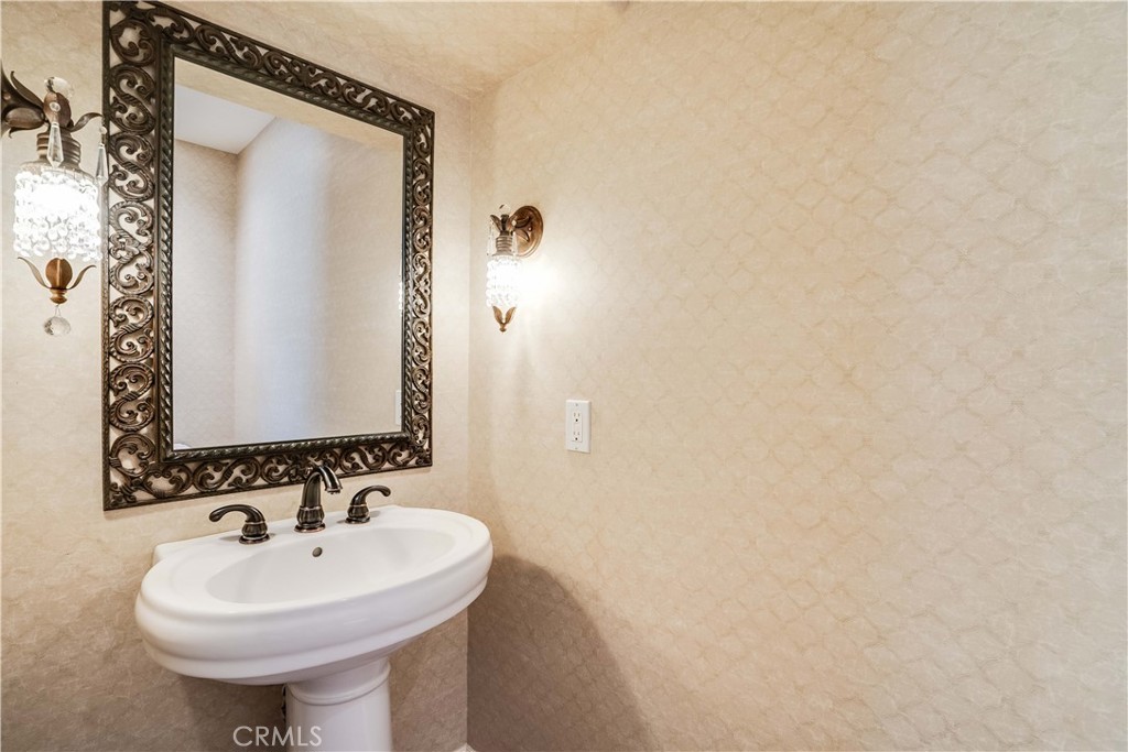 21460 Arapahoe Trail
