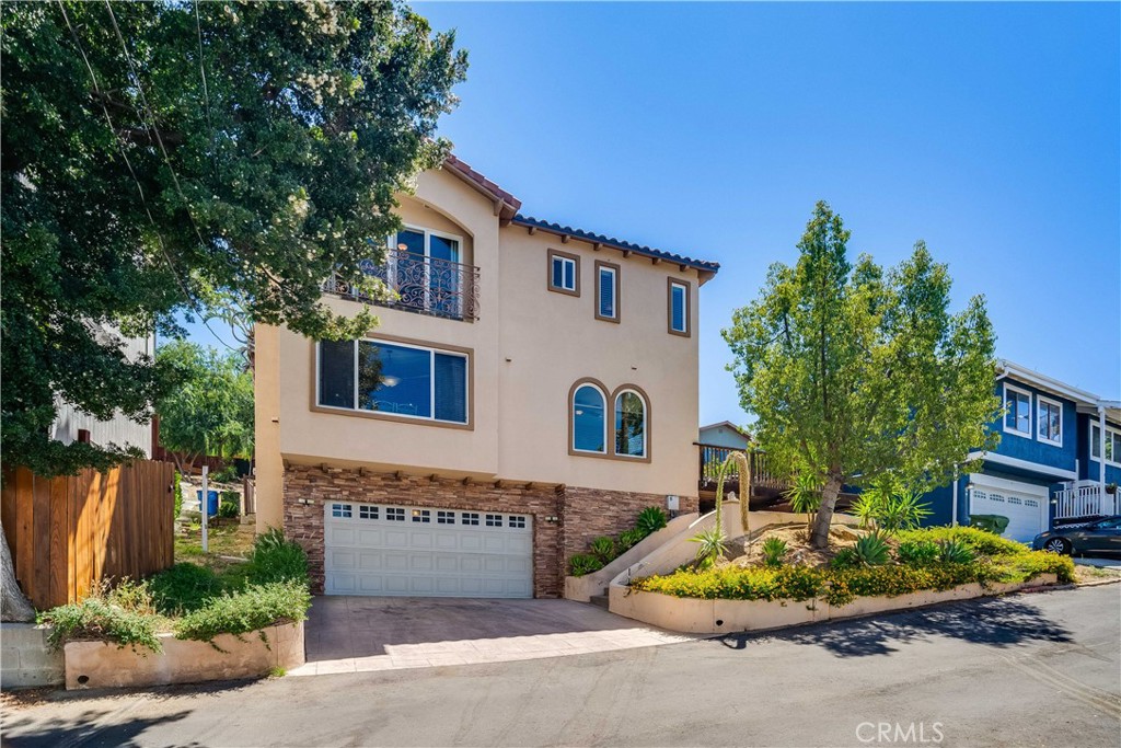 21460 Arapahoe Trail