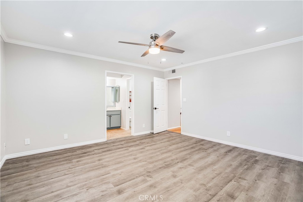 10220 Zelzah Avenue 3