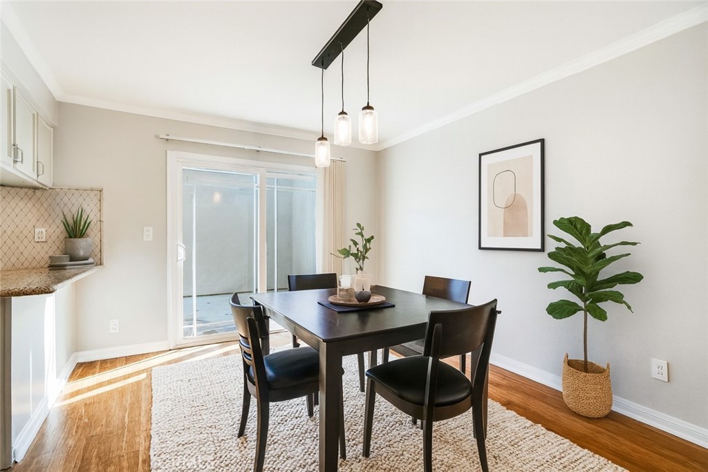 10220 Zelzah Avenue 3