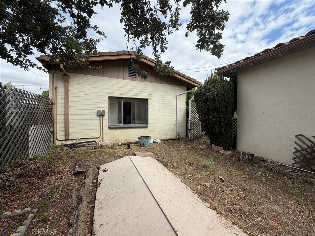 1199 Monterey