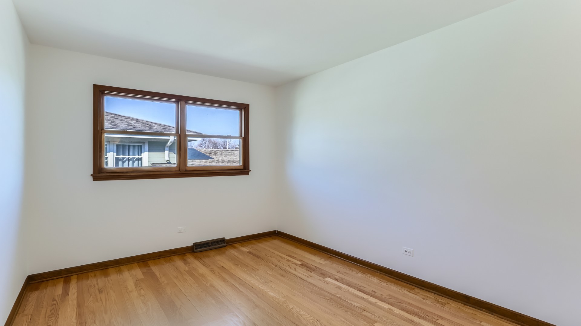 826 W Heritage Drive