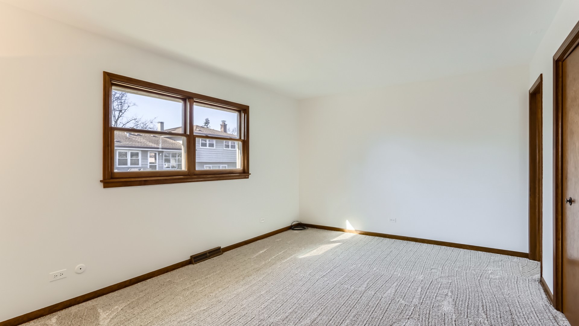 826 W Heritage Drive