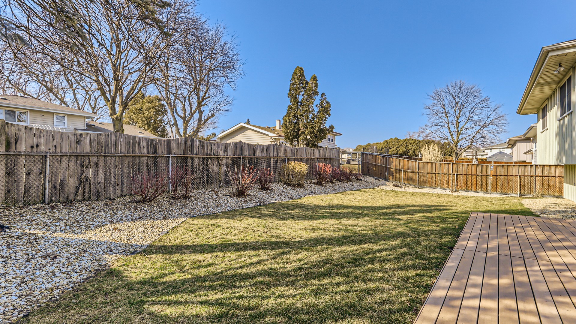 826 W Heritage Drive