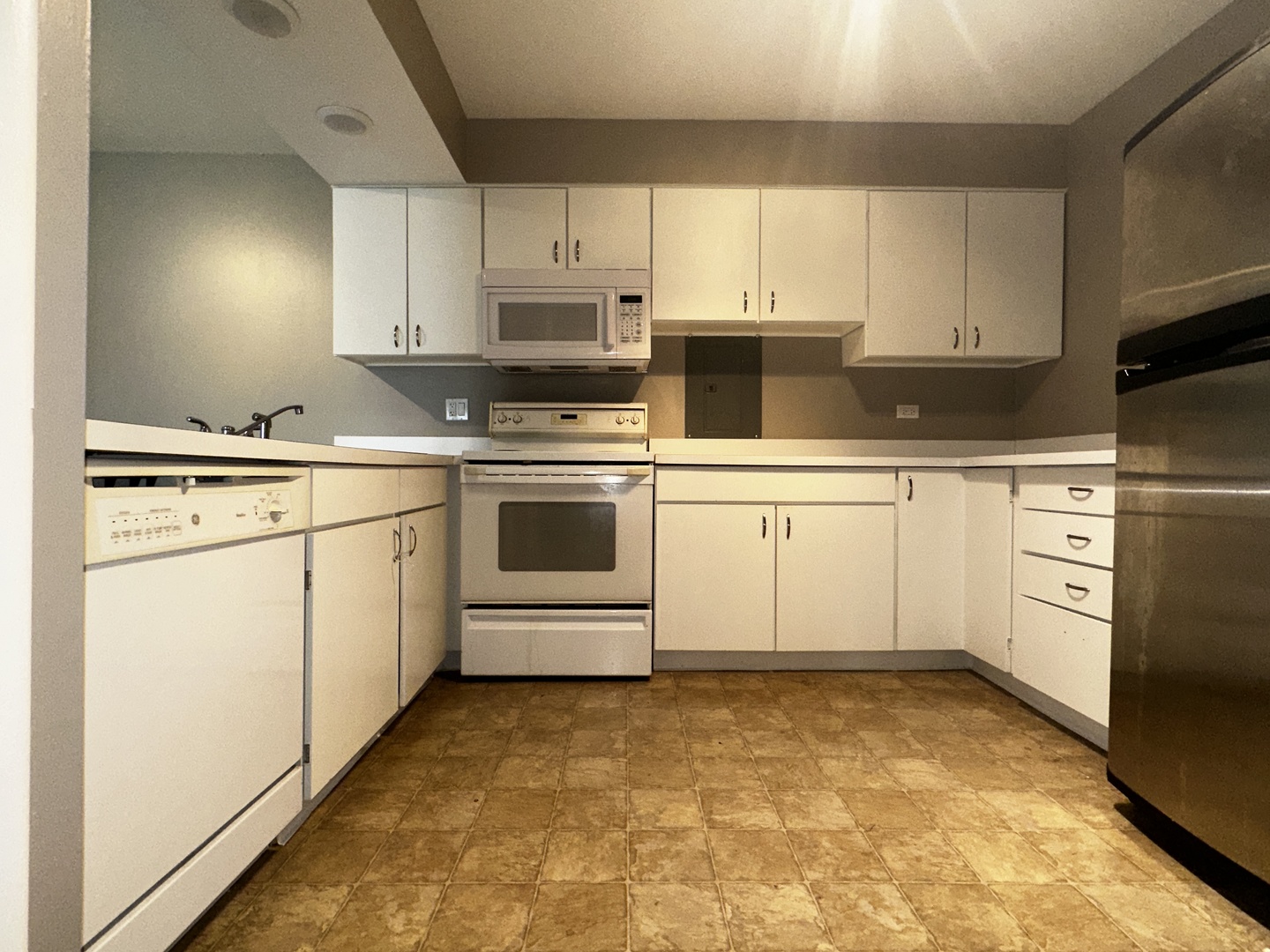 4511 Kings Walk Drive Unit: 2B