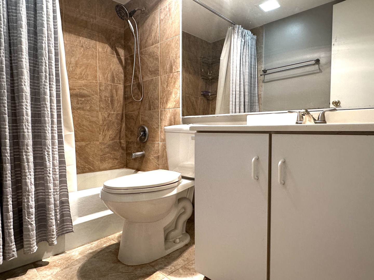 4511 Kings Walk Drive Unit: 2B