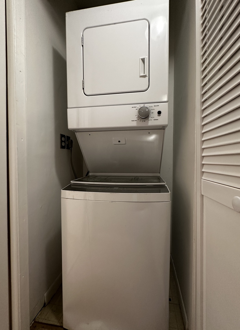 4511 Kings Walk Drive Unit: 2B