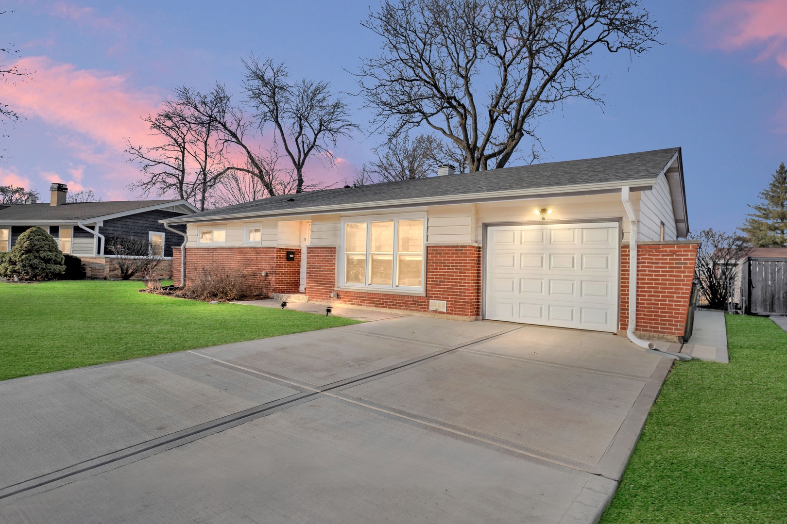 10 Woodcrest Lane