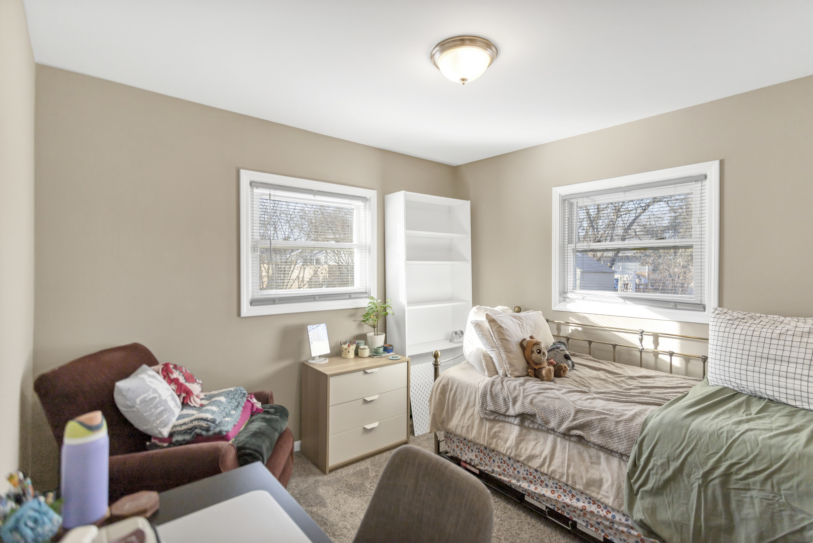 10 Woodcrest Lane