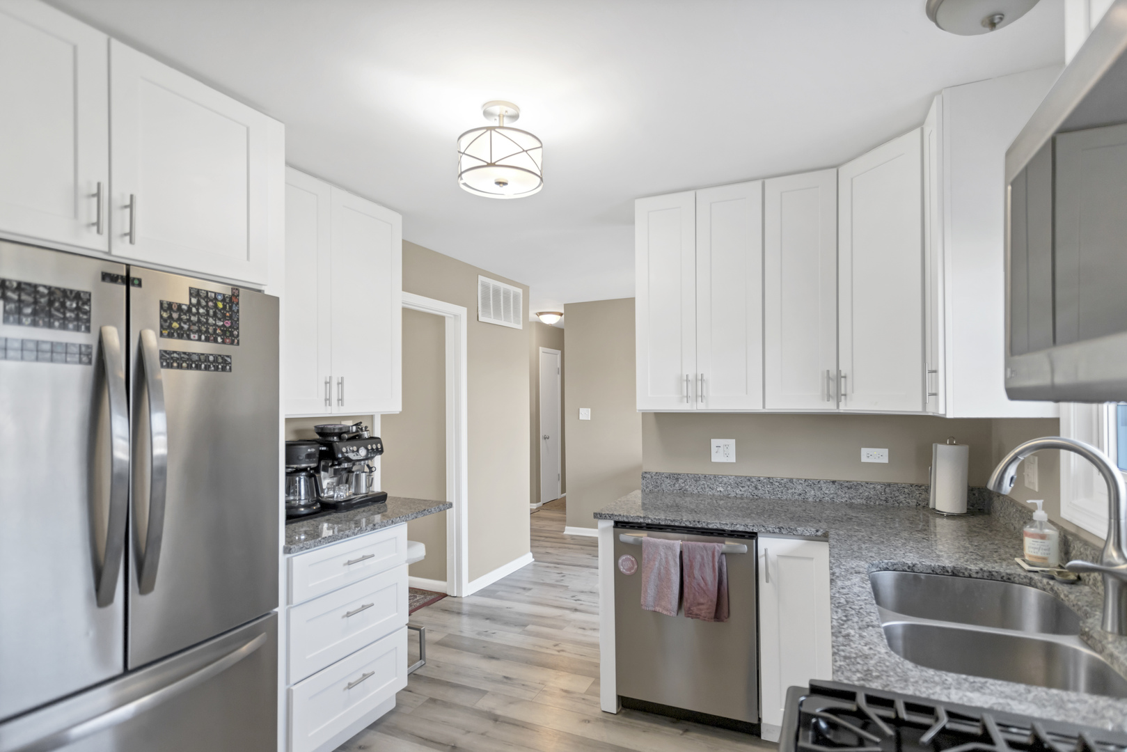 10 Woodcrest Lane