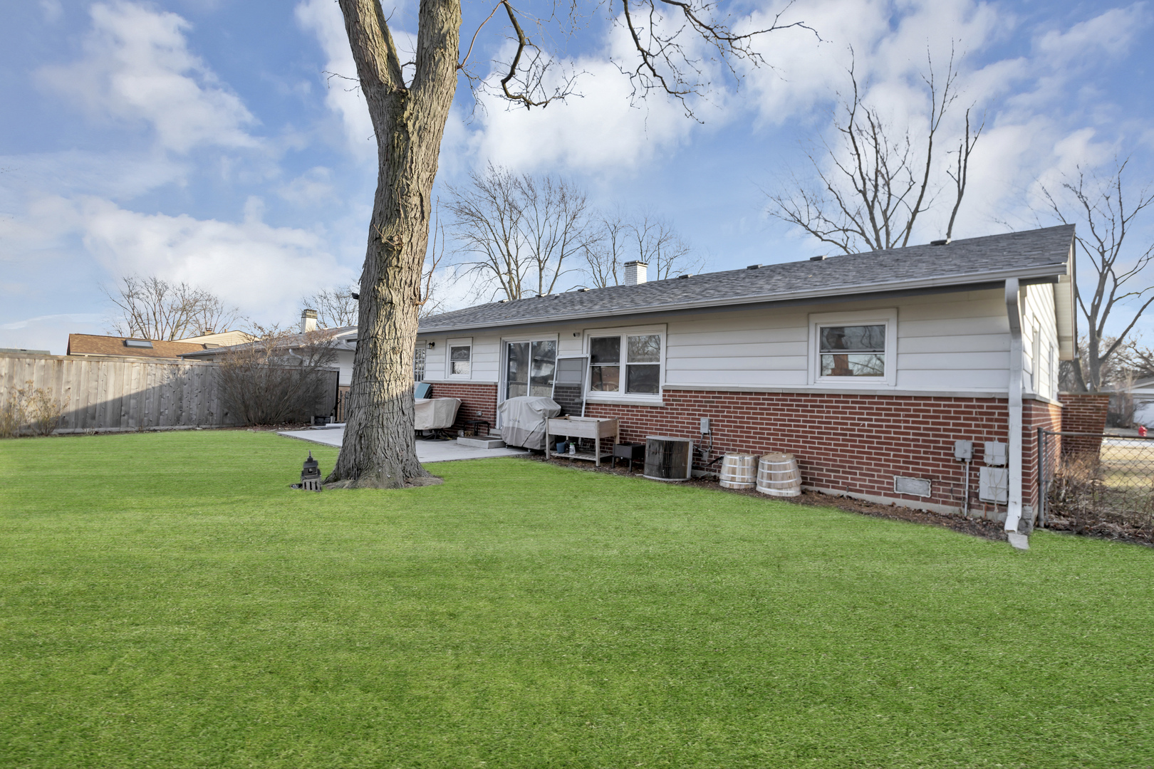 10 Woodcrest Lane