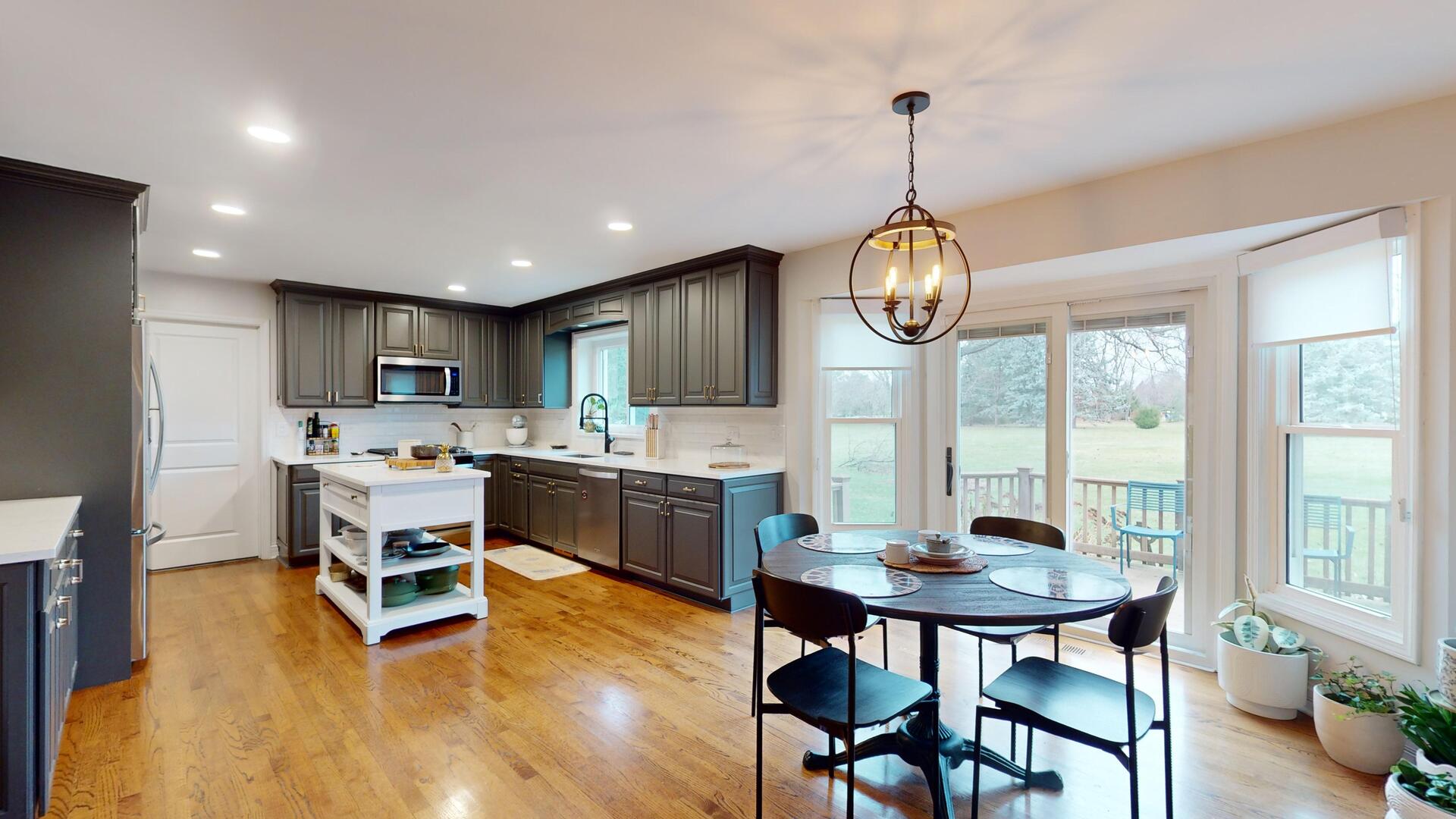 7N108 Hastings Drive
