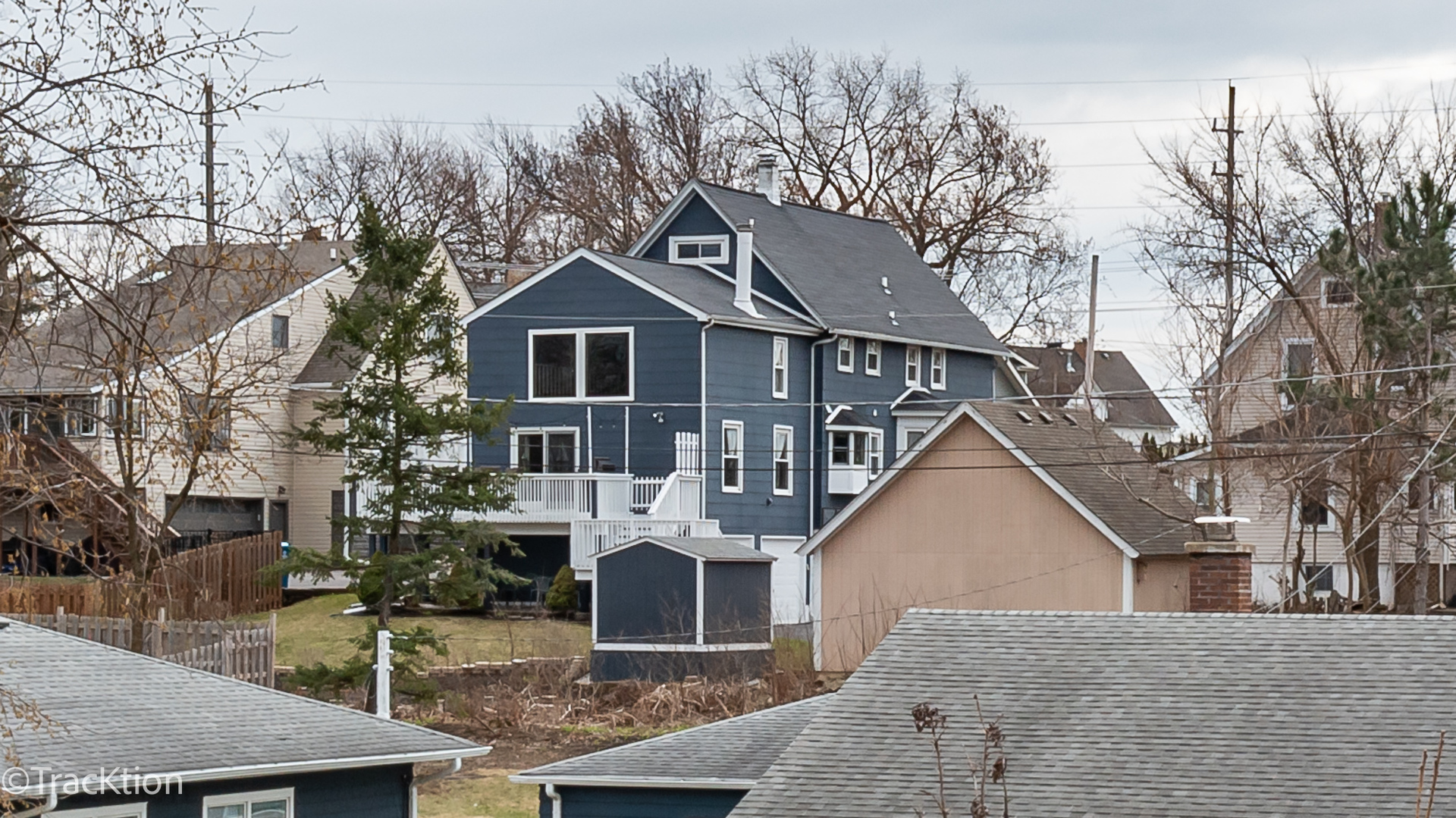 324 Maple Avenue