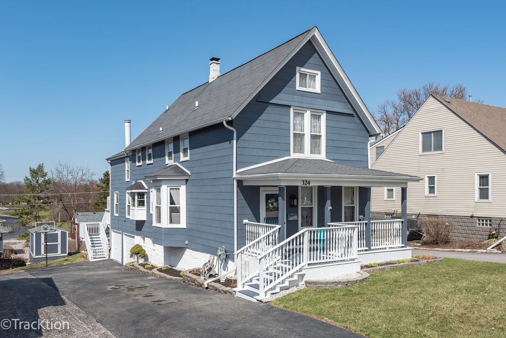 324 Maple Avenue