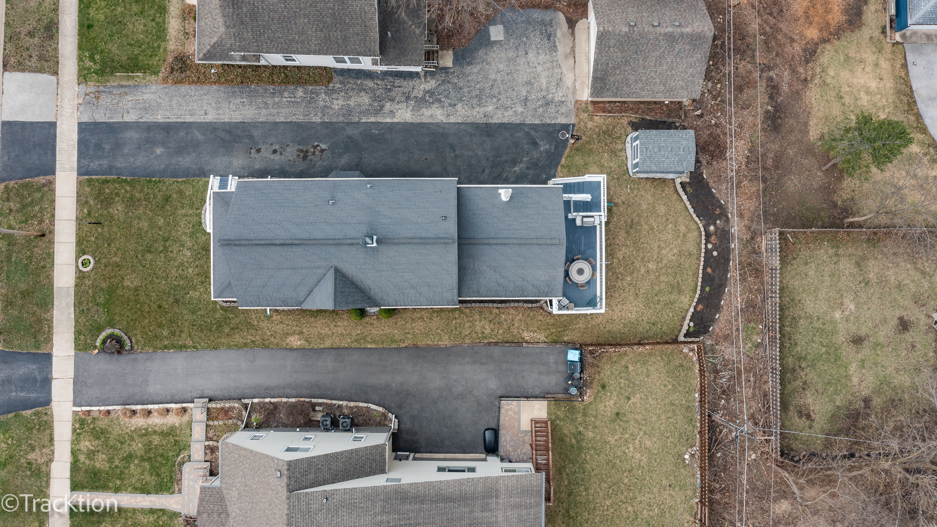 324 Maple Avenue