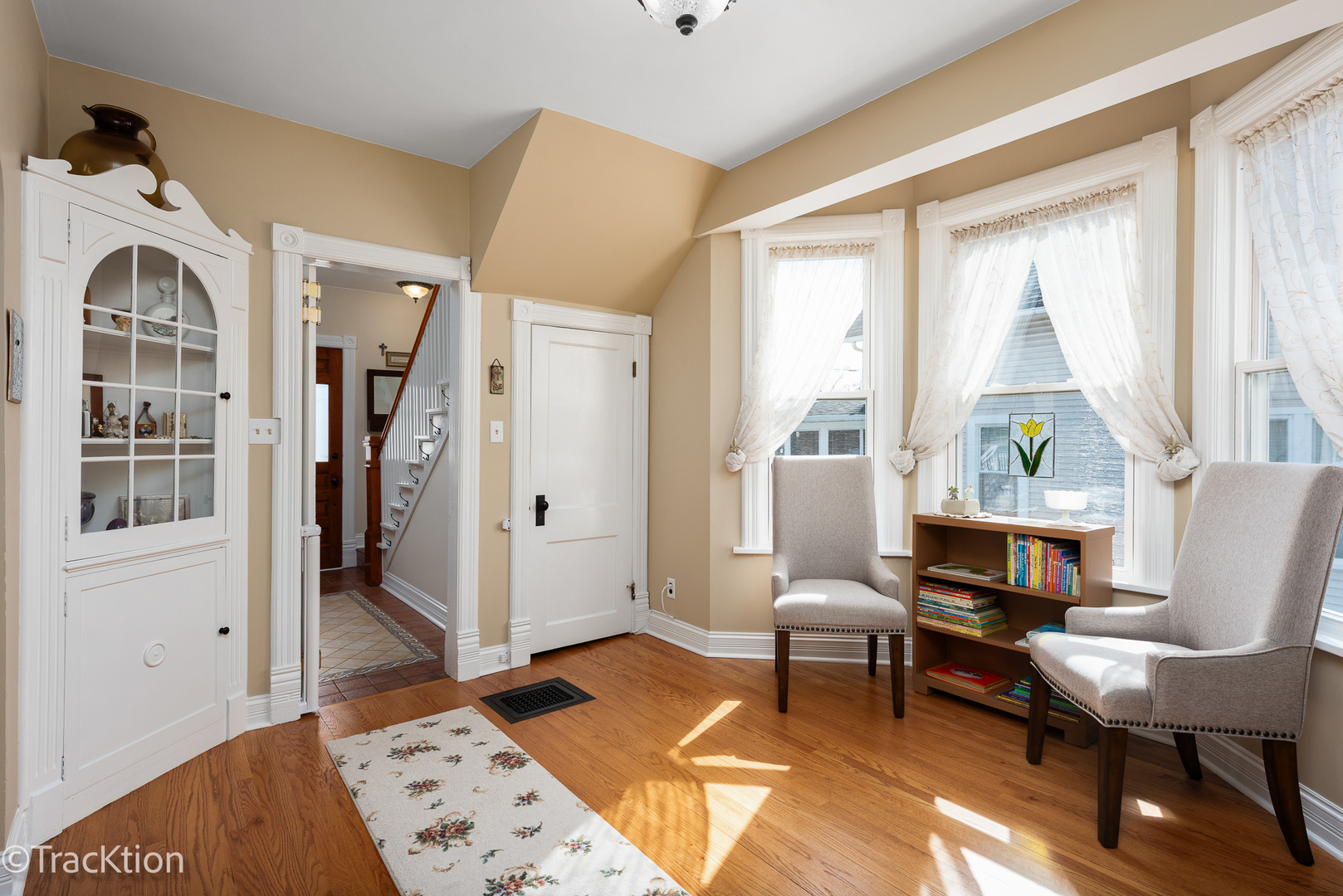 324 Maple Avenue