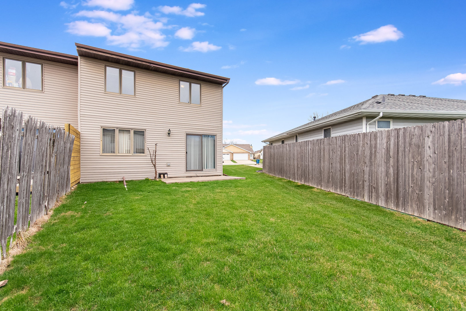 2501 Red Oak Trail