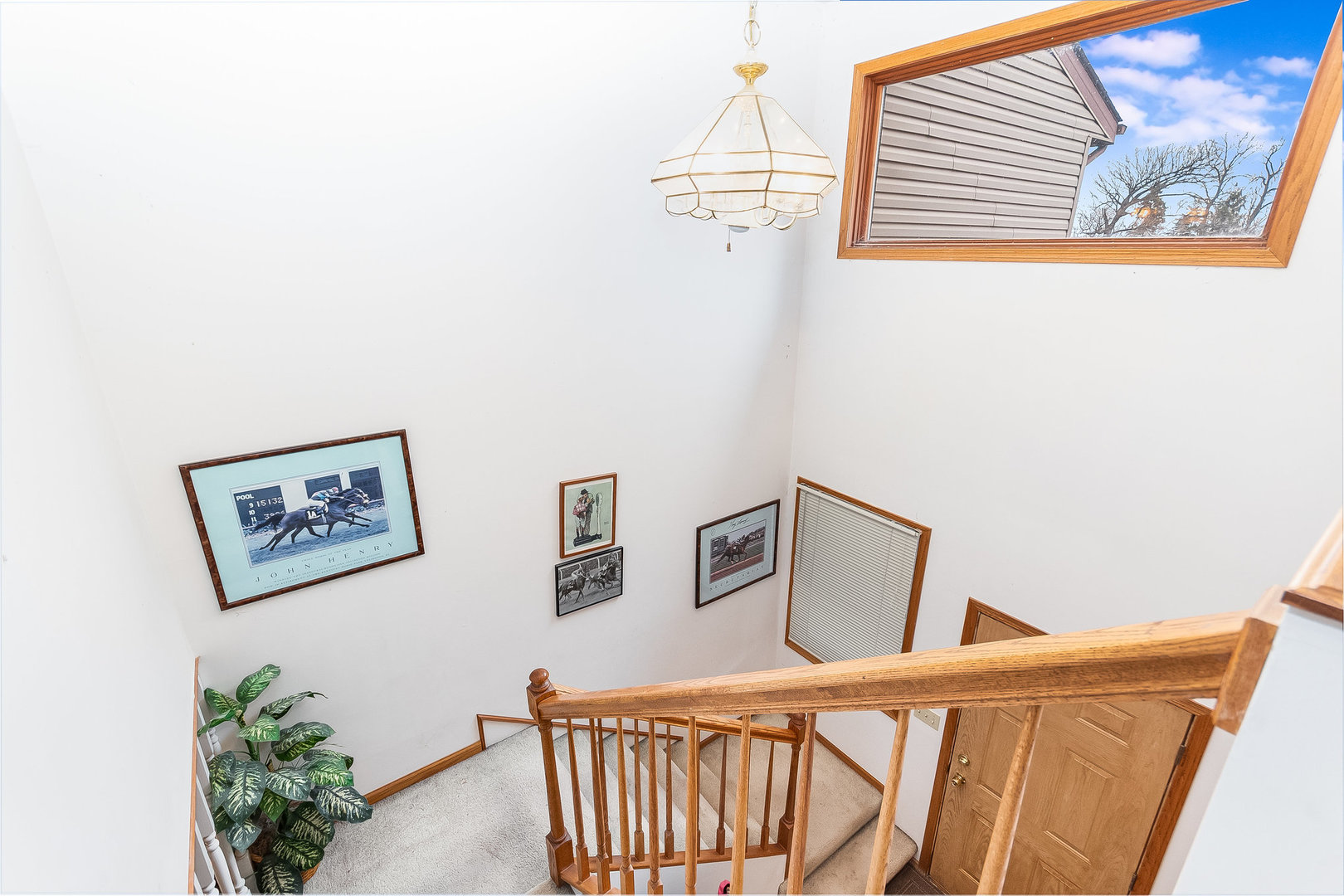 2501 Red Oak Trail