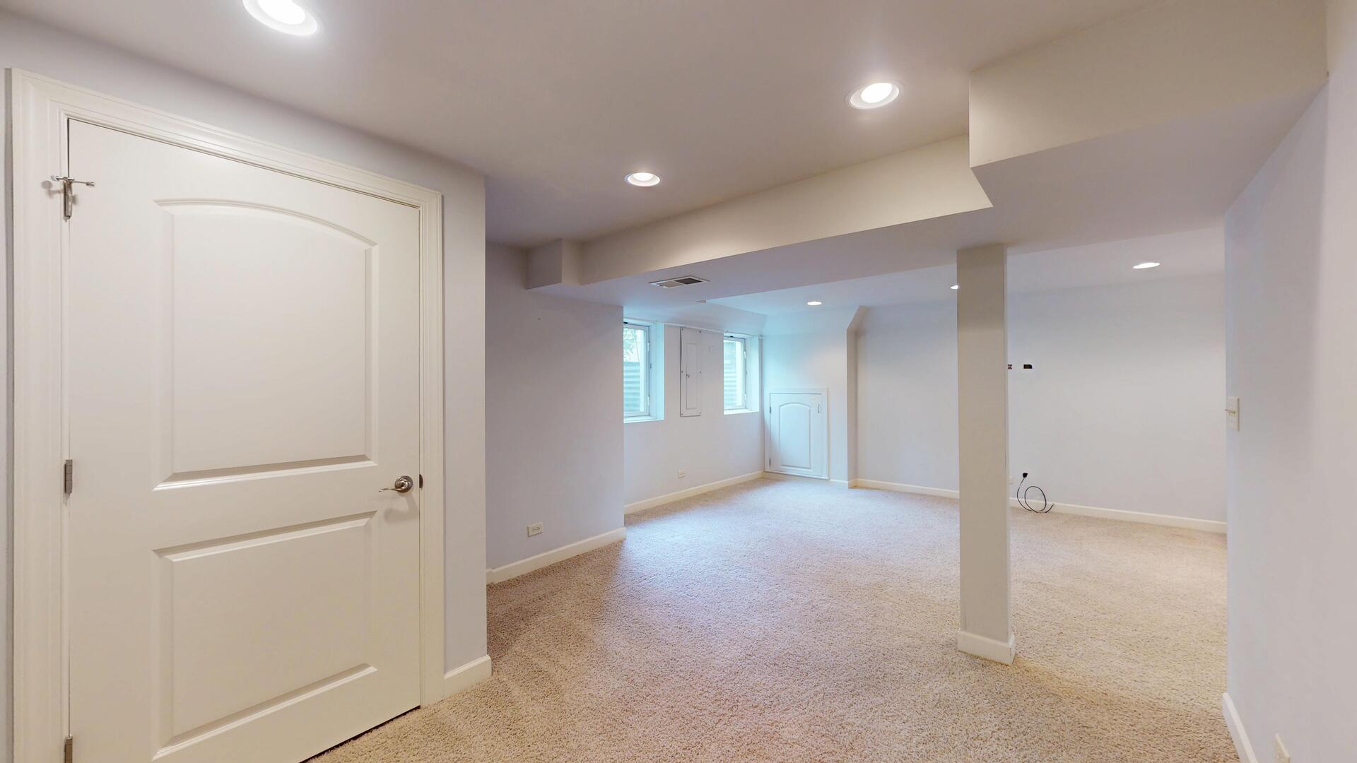 16158 Hillcrest Circle