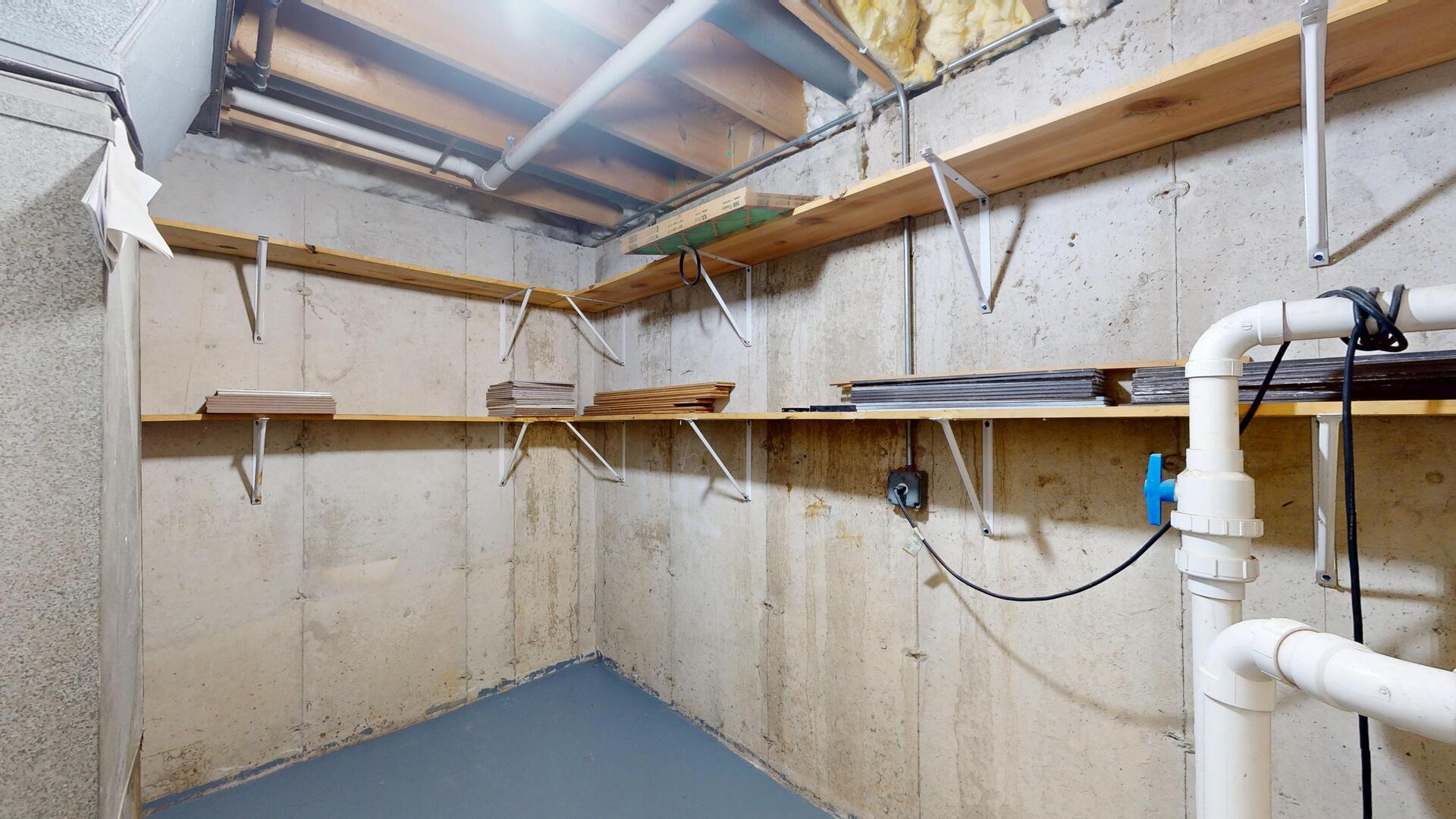 1305 Campbell Street