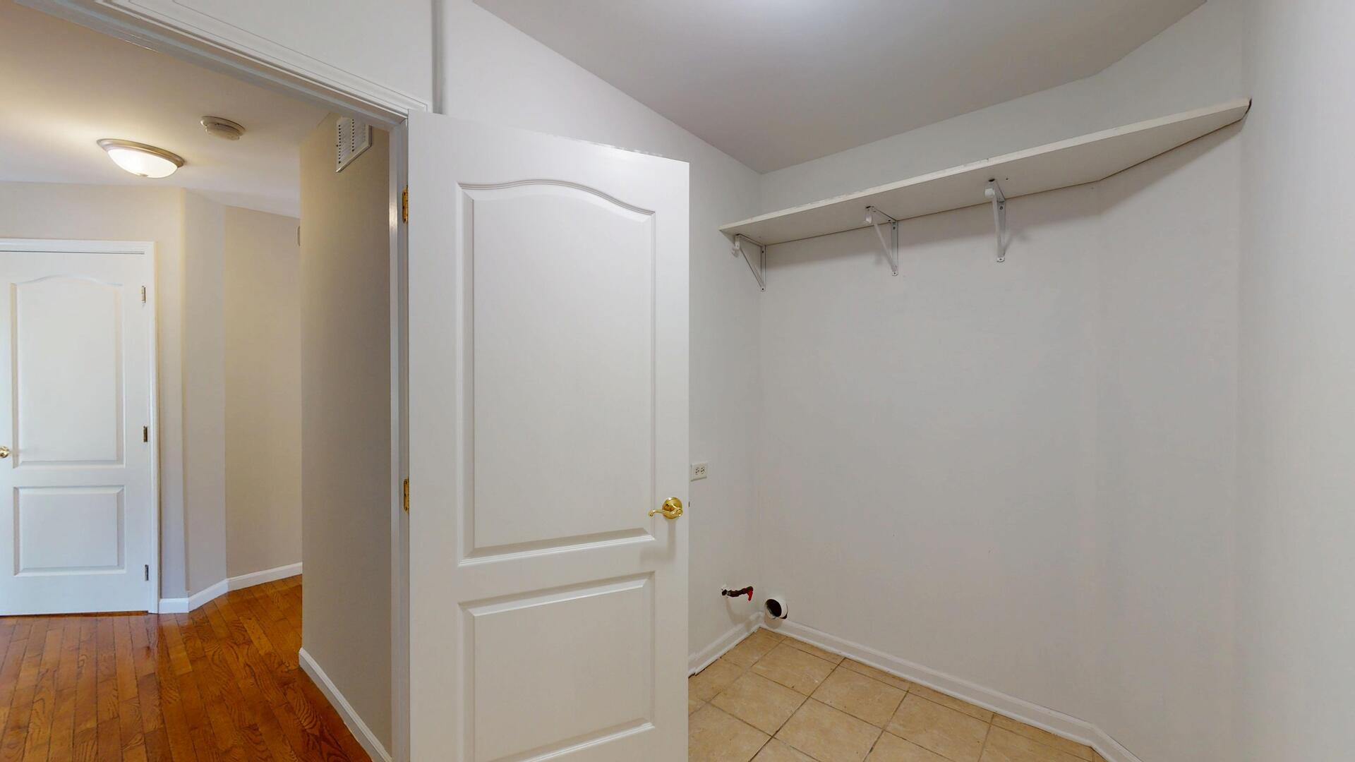 1305 Campbell Street