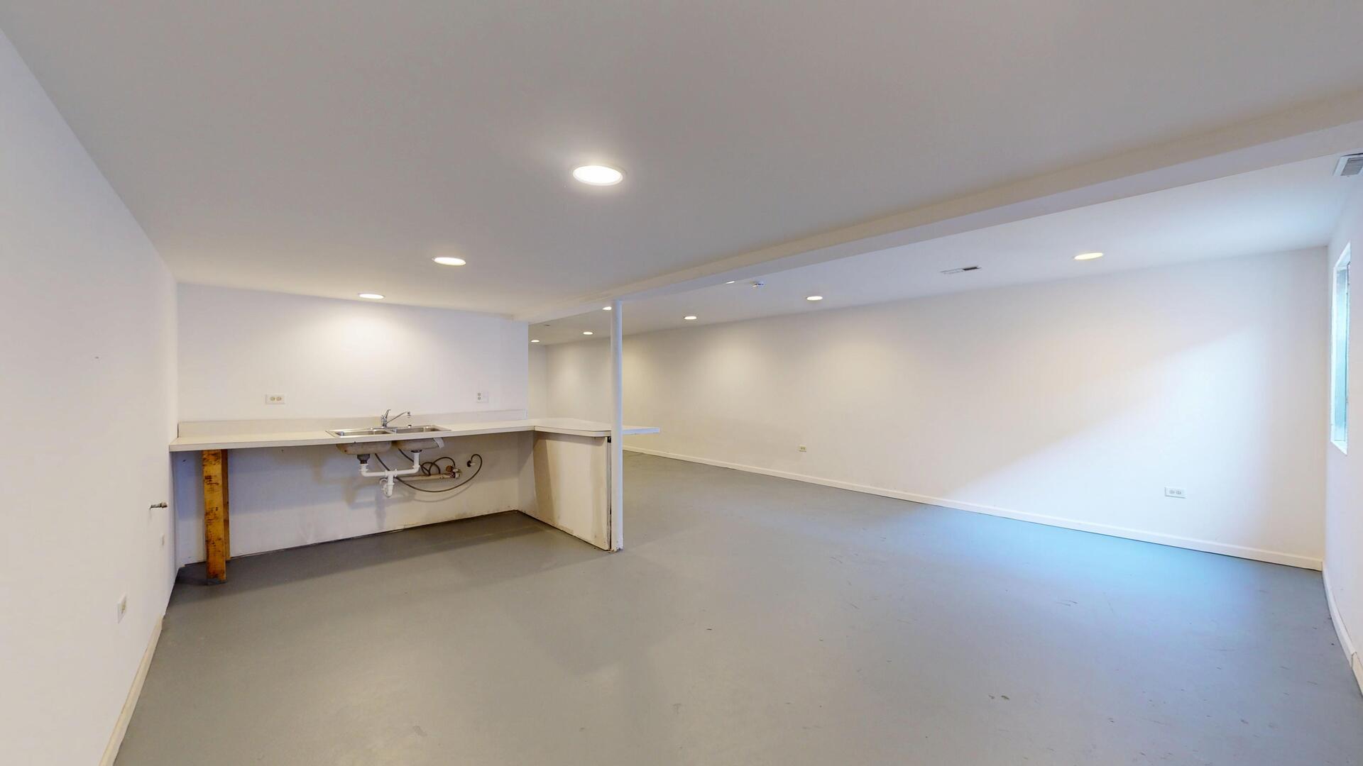 1305 Campbell Street