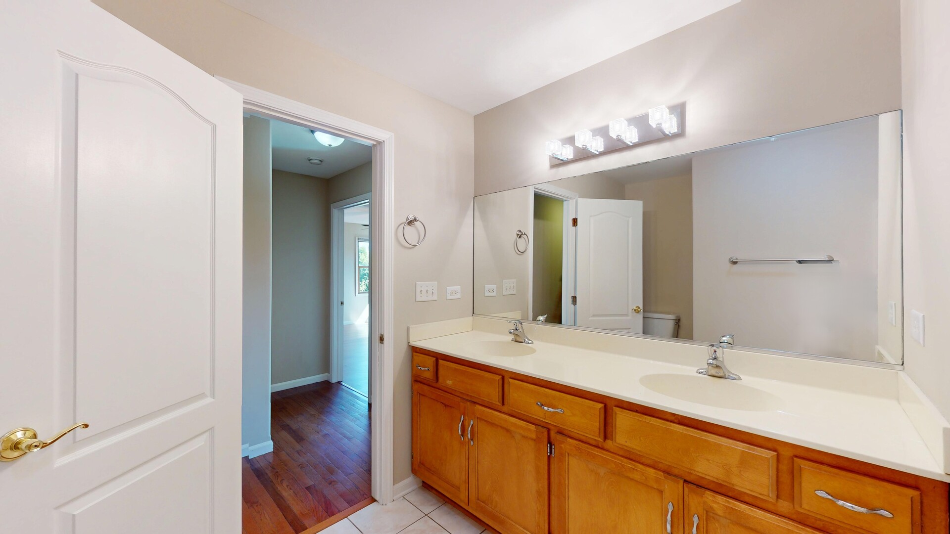 1305 Campbell Street