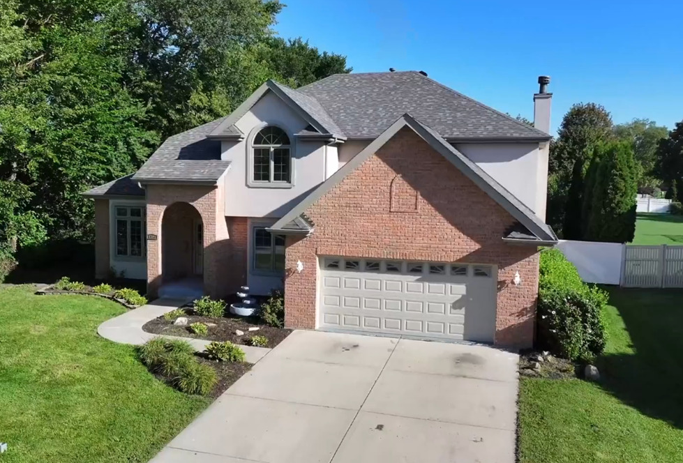 1305 Campbell Street