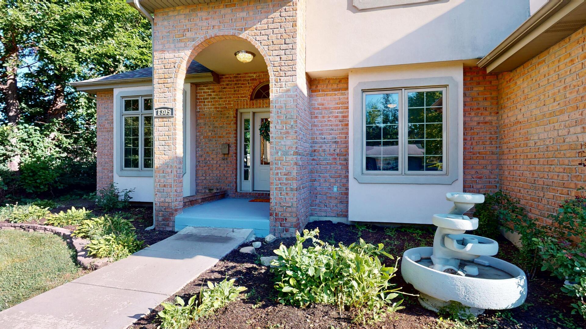 1305 Campbell Street