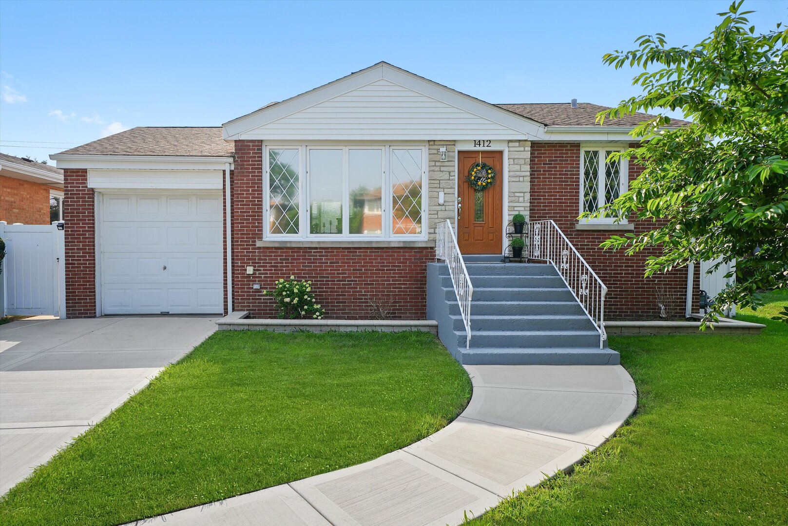 1412 Balmoral Avenue