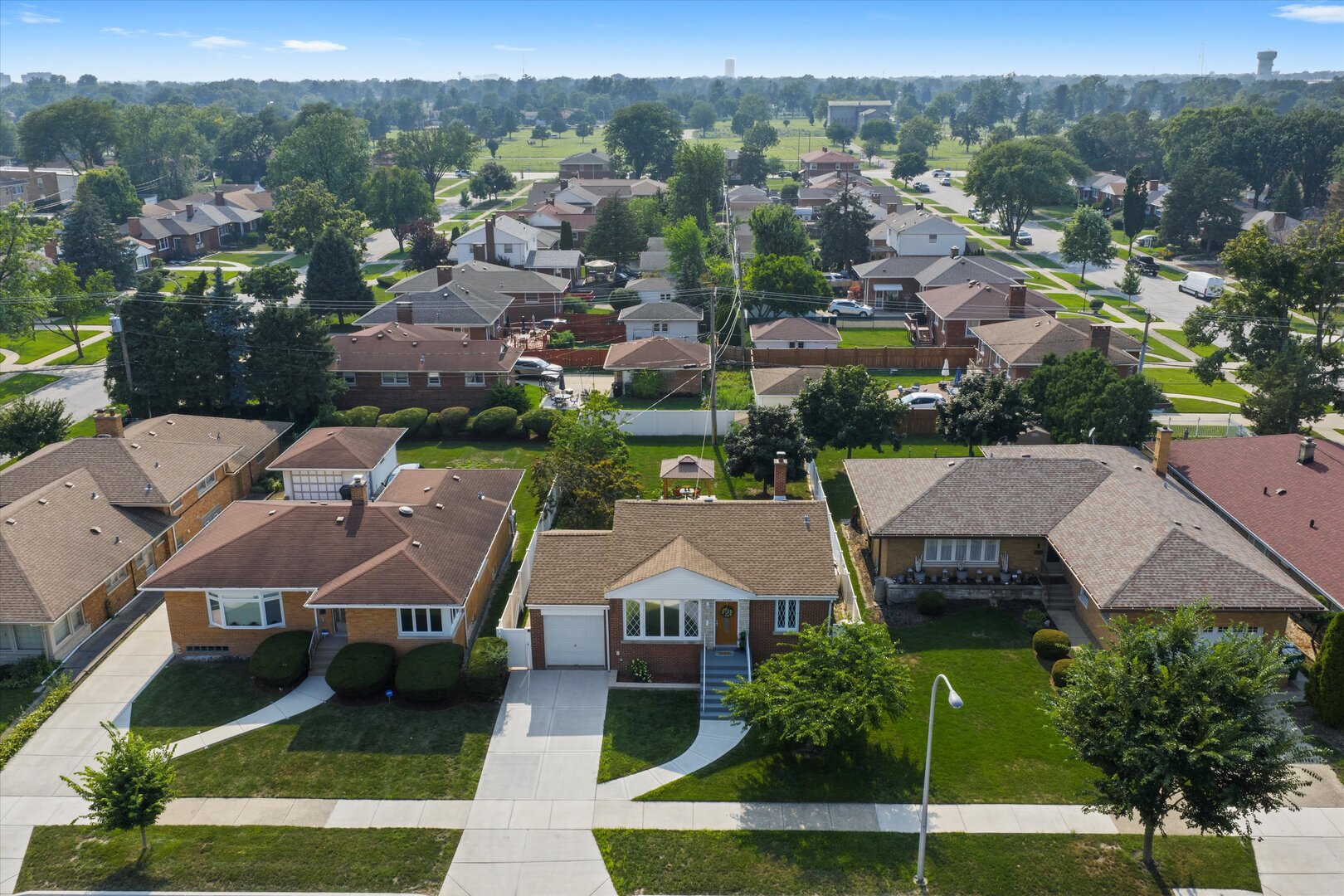 1412 Balmoral Avenue