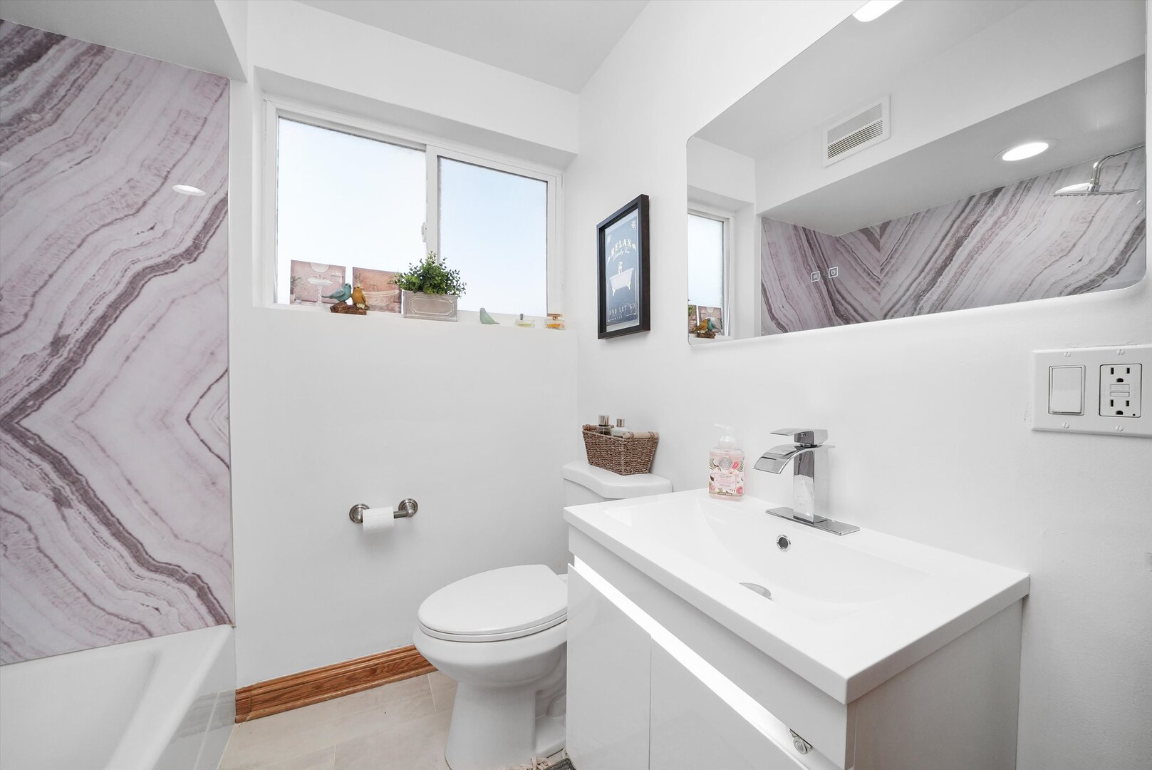 1412 Balmoral Avenue