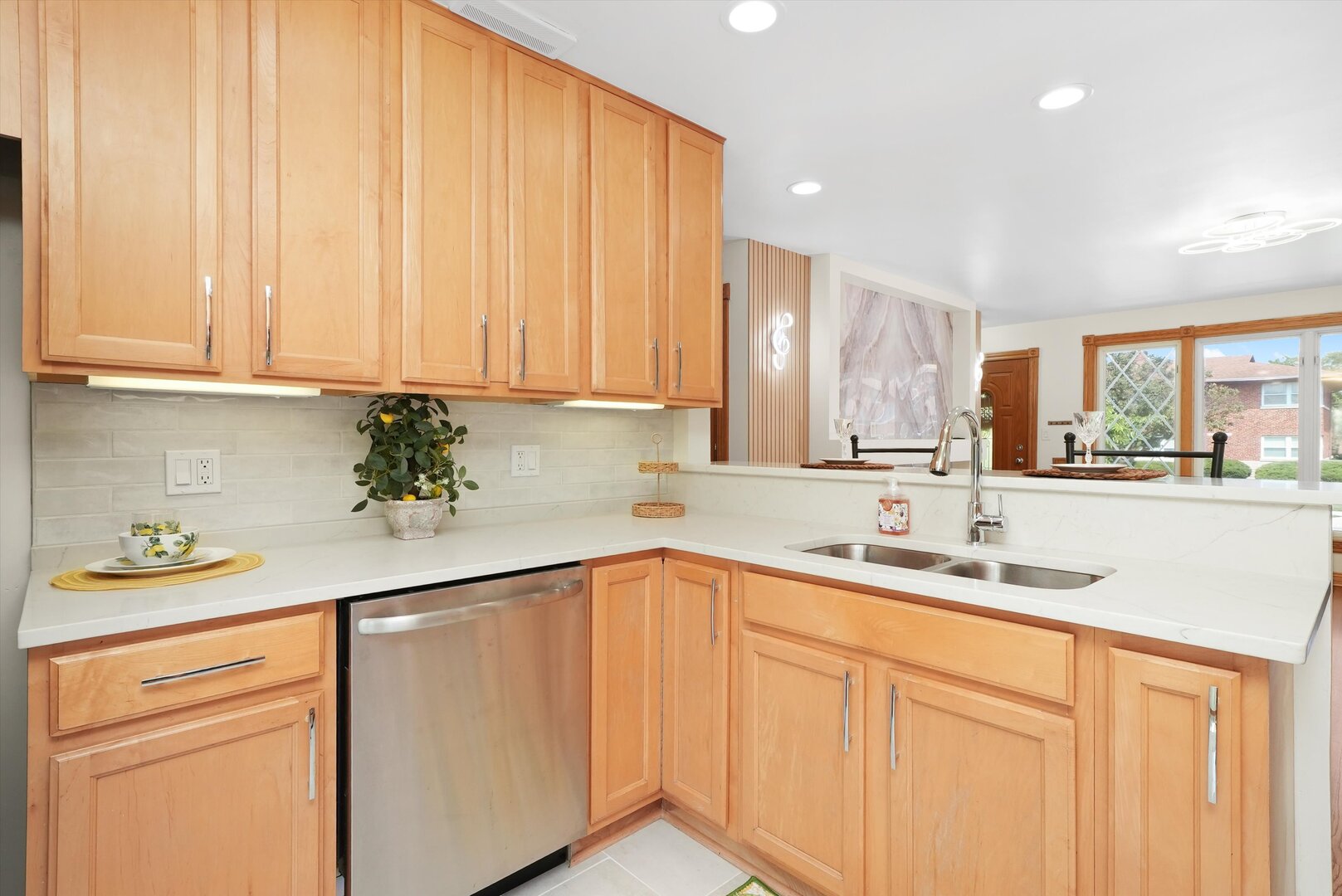 1412 Balmoral Avenue