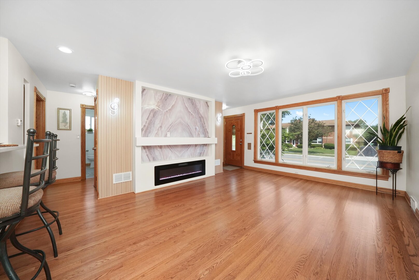 1412 Balmoral Avenue