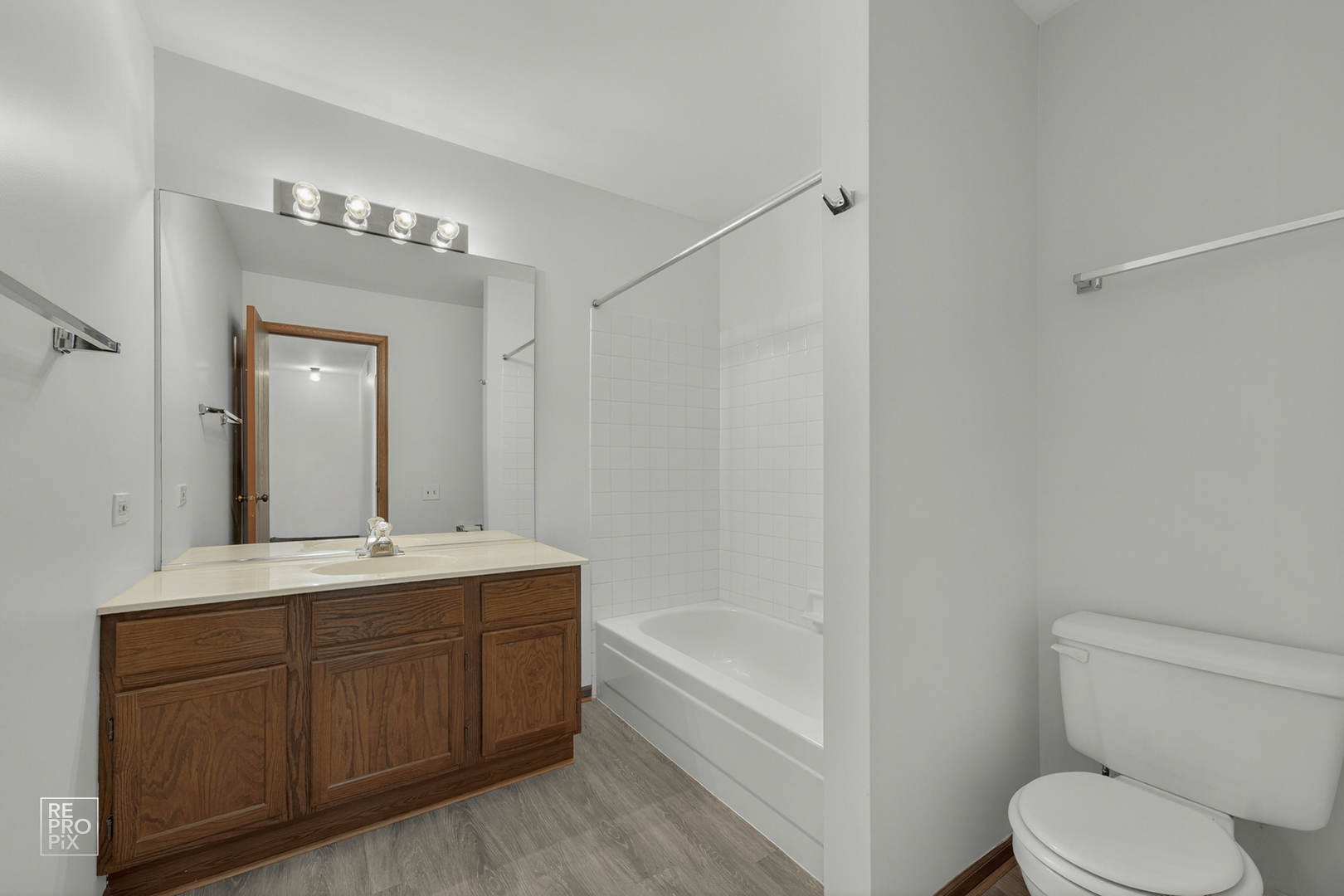 1884 Hastings Avenue