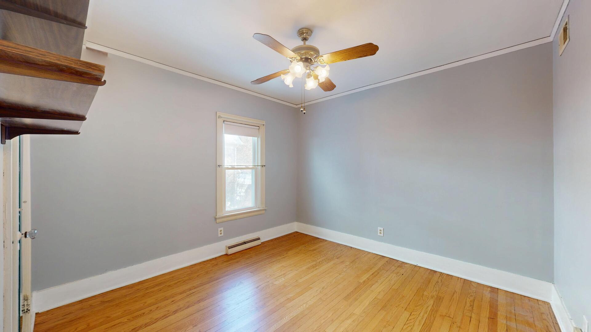 4512 Saratoga Avenue