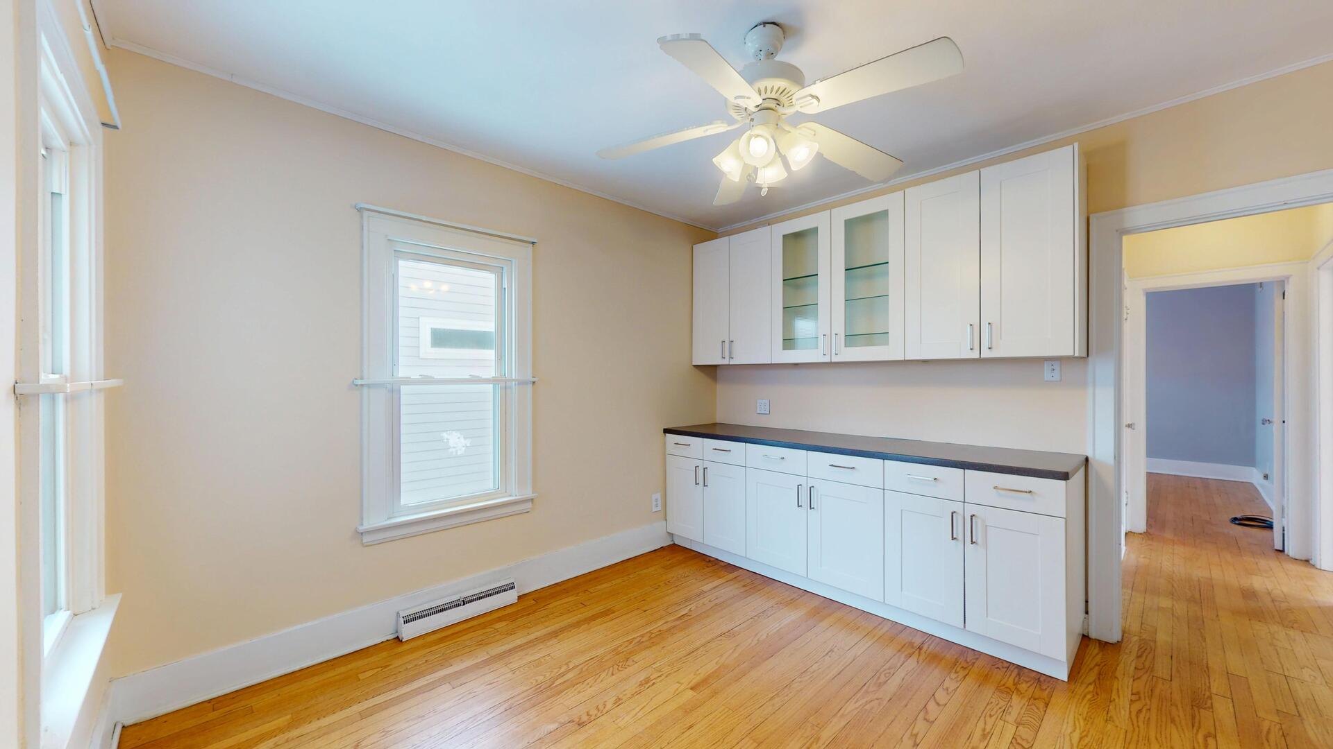 4512 Saratoga Avenue