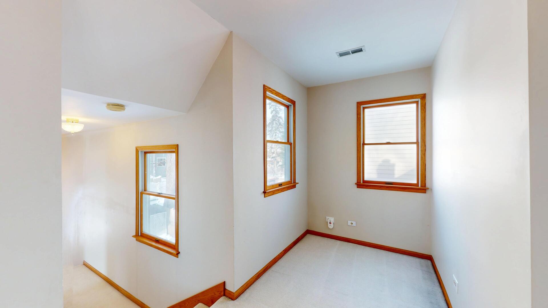 4512 Saratoga Avenue