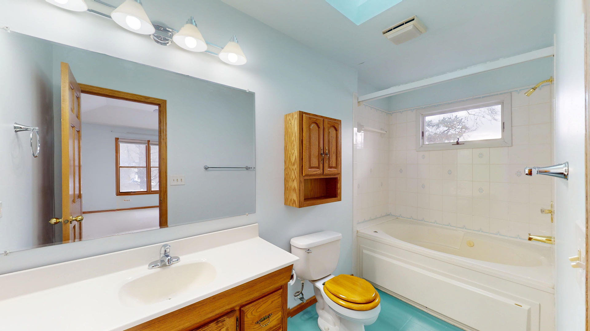 4512 Saratoga Avenue