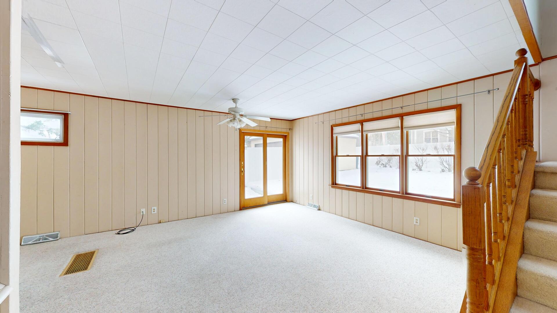 4512 Saratoga Avenue