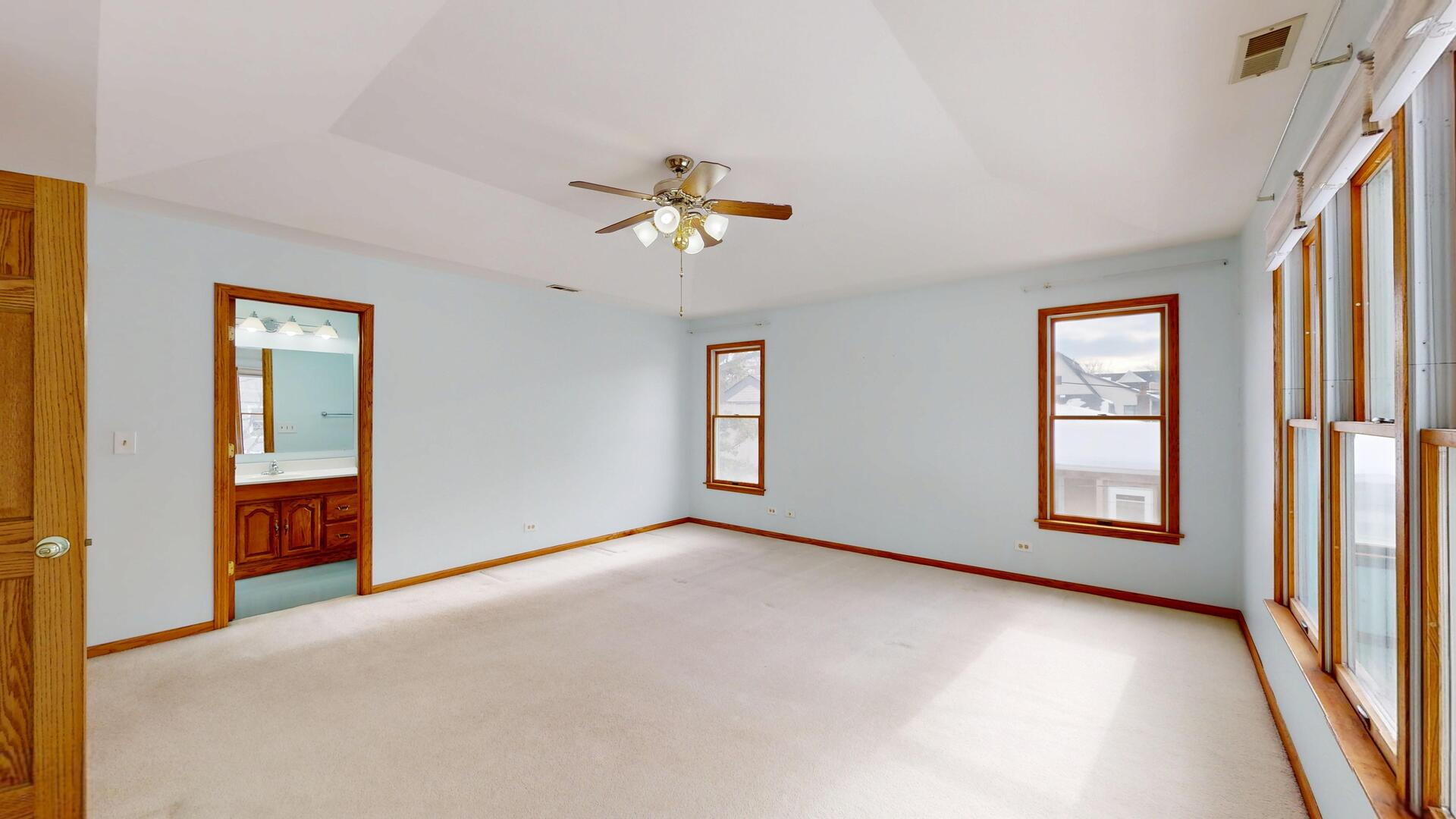 4512 Saratoga Avenue