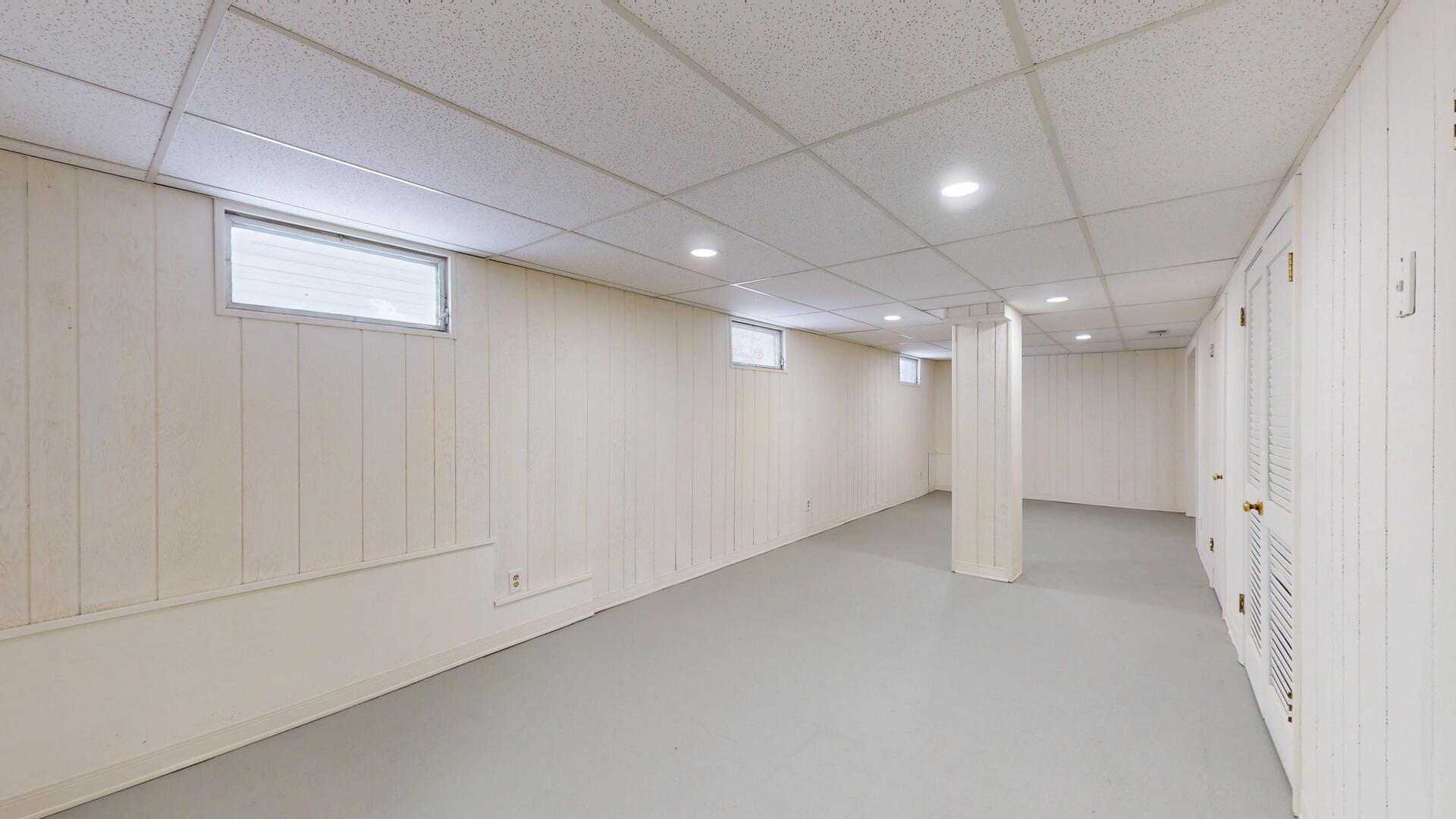 4512 Saratoga Avenue