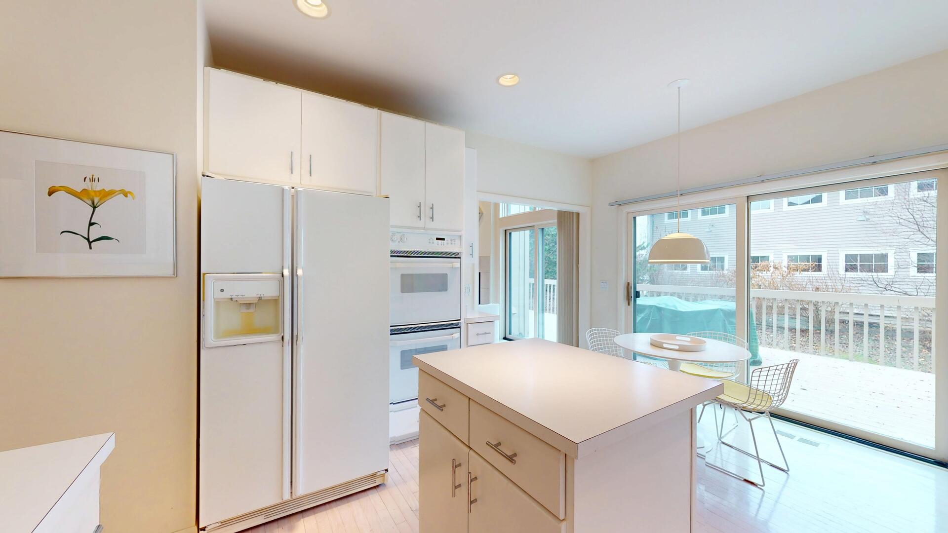 9S310 Woodcreek Place