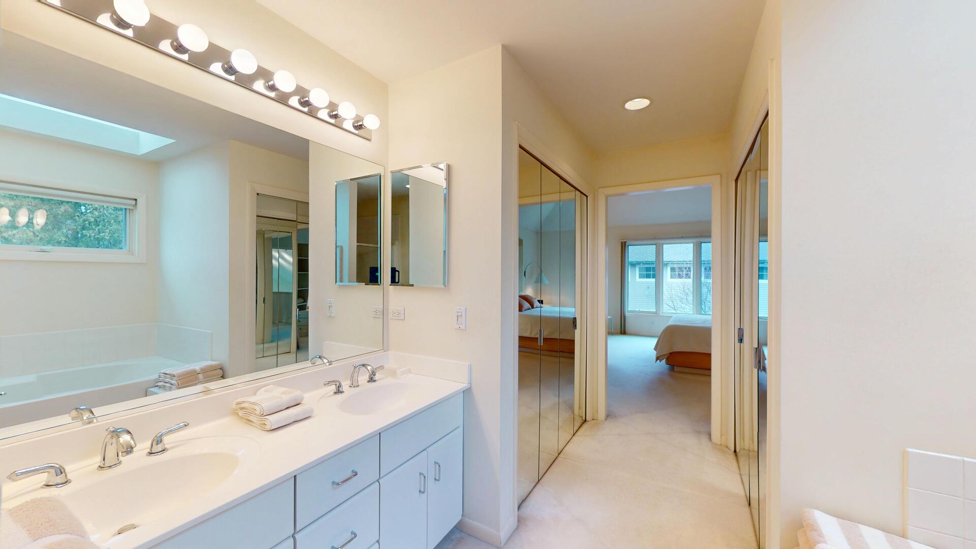 9S310 Woodcreek Place