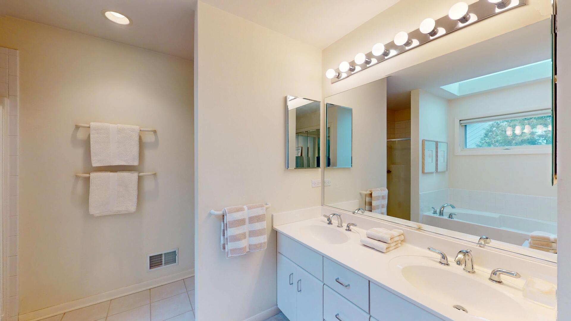 9S310 Woodcreek Place