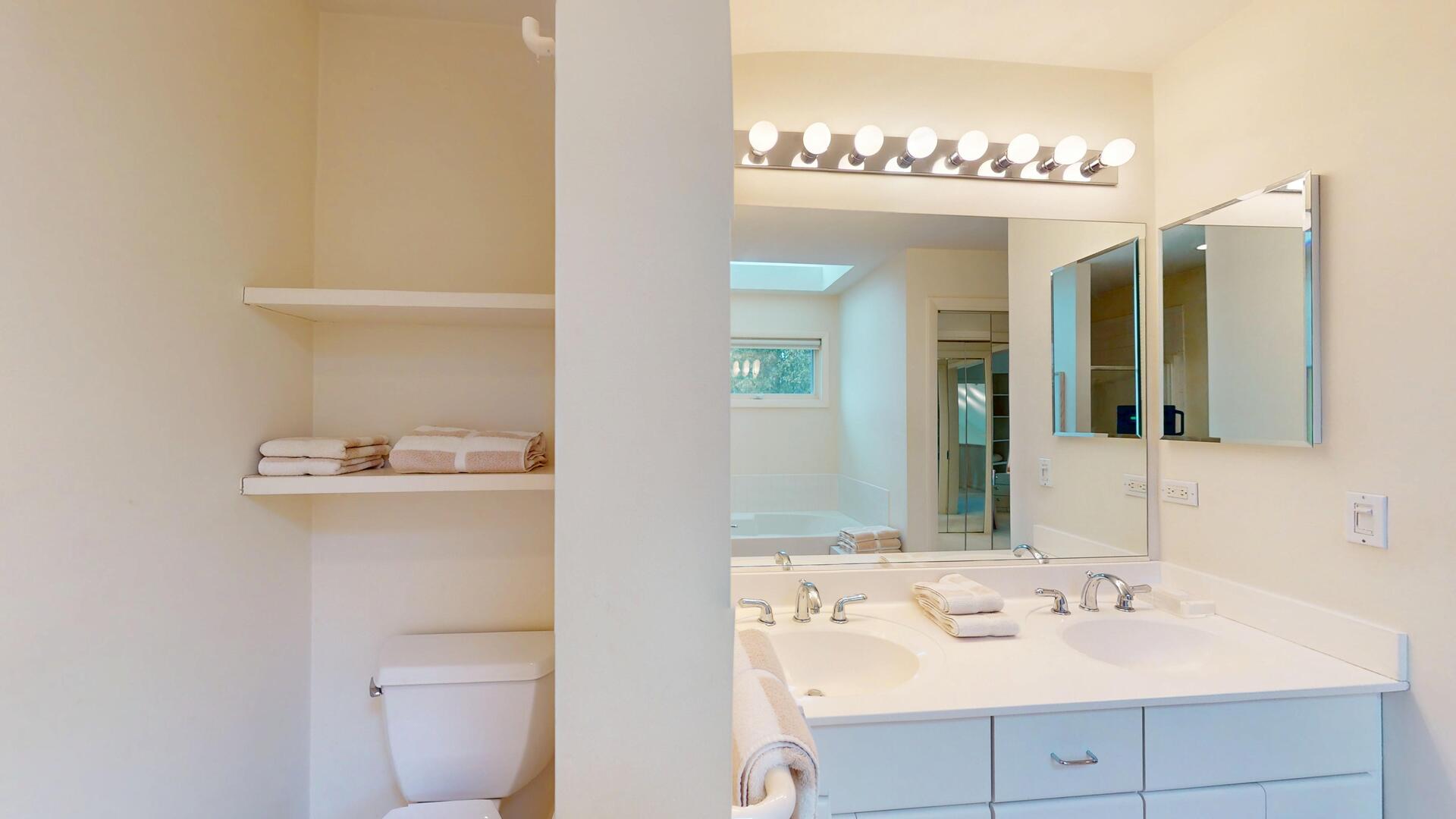 9S310 Woodcreek Place